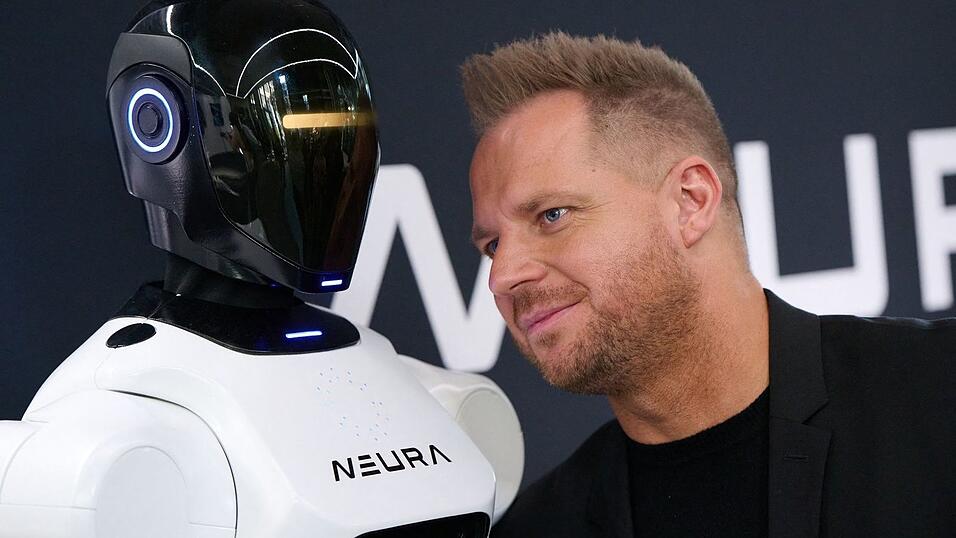 Neura-Chef David Reger sieht im RoboGym «ein Kraftwerk für physische Fähigkeiten». Neura-Chef David Reger sieht im RoboGym «ein Kraftwerk für physische Fähigkeiten».
