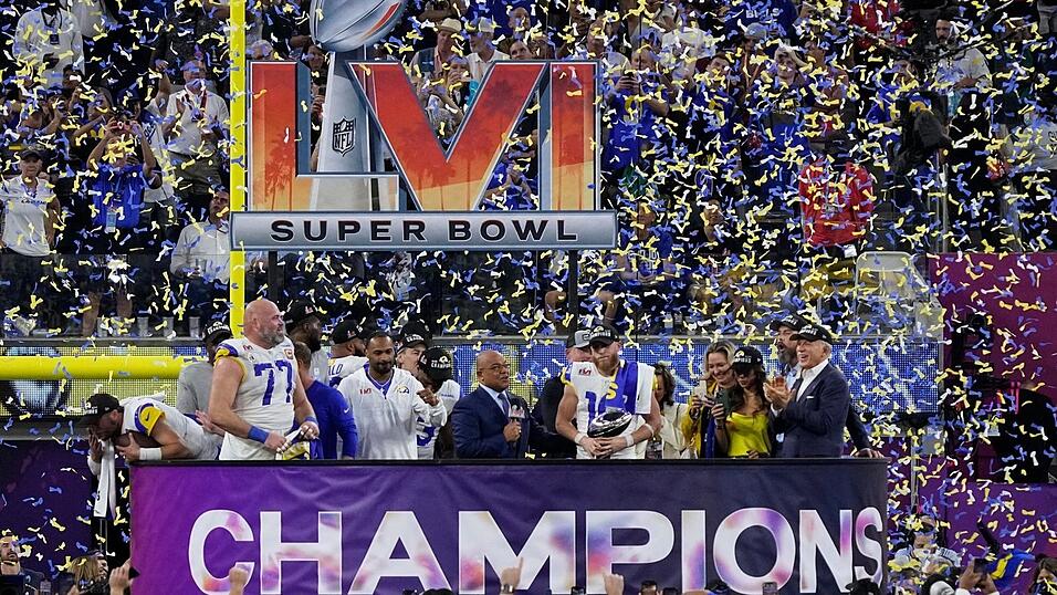 Großer Jubel bei den Super-Bowl-Champions von den Los Angeles Rams. Großer Jubel bei den Super-Bowl-Champions von den Los Angeles Rams.