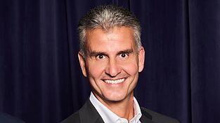 Der 54-jährige Josh D'Amaro ist seit 28 Jahren bei Disney. Der 54-jährige Josh D'Amaro ist seit 28 Jahren bei Disney.