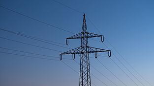 Zeitweise gab es im Landkreis Main-Spessart für viele Menschen keinen Strom. (Symbolbild) Zeitweise gab es im Landkreis Main-Spessart für viele Menschen keinen Strom. (Symbolbild)