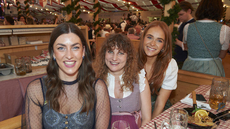 Die Partybilder vom Freitag, 7. August, aus dem Festzelt Lechner. Die Partybilder vom Freitag, 7. August, aus dem Festzelt Lechner.