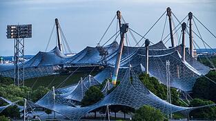 Das Münchner Olympiastadion: Fast alle demokratischen Parteien in Stadt und Land haben sich das Ziel gesetzt, die Spiele ein zweites Mal nach 1972 in die Landeshauptstatd zu holen. Unklar ist aber, ob die Bürger das auch wollen. (Archiv)