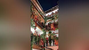 Bereits letzten Donnerstag hat der Adventskonzerte-Auftakt mit jungen Musikern des Hans-Carossa-Gymnasiums stattgefunden.