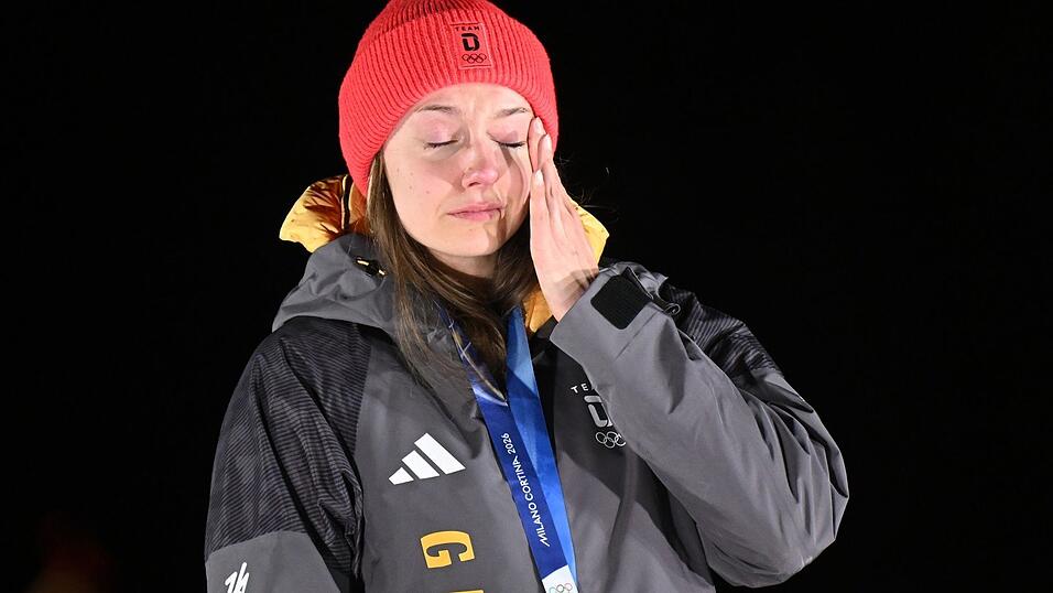 Bei der Siegerehrung k&auml;mpfte Laura Nolte mit Tr&auml;nen der Entt&auml;uschung.