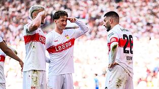 Deniz Undav (r.) und der VfB holten einen wichtigen Sieg gegen Leverkusen.