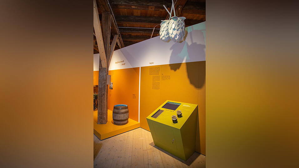 Die Bierzutaten werden in interaktiven Medienstationen pr&auml;sentiert.