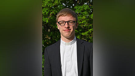 Freut sich auf seine Aufgabe als Geistlicher ffiziator an Pfingsten in Bad Kötzting: Kaplan Michael Steinhilber