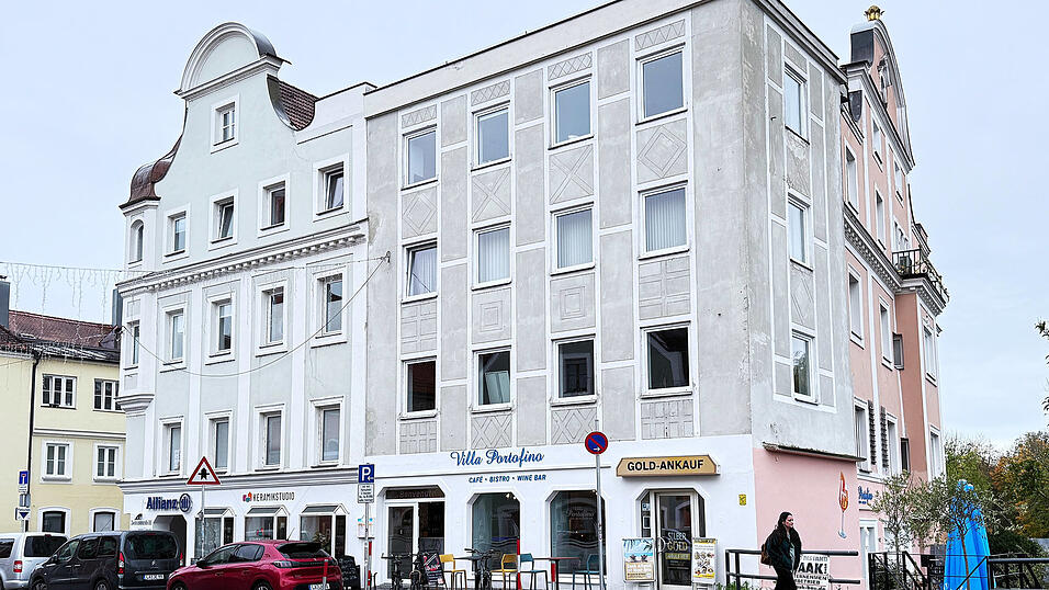 Die Anmutung von mehreren Geb&auml;uden soll mit einem neuen Anstrich vereinheitlicht werden.