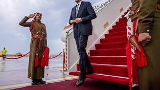 Erste Station der Nahost-Reise ist Jordanien. Erste Station der Nahost-Reise ist Jordanien.