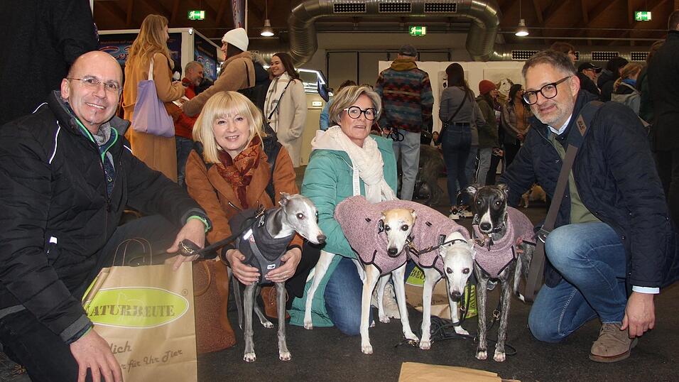 Diese Windhunde-Liebhaber sind extra aus dem Rottal angereist.