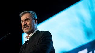 CSU-Chef Söder meint: «Ohne Auto droht ein Kollaps.»