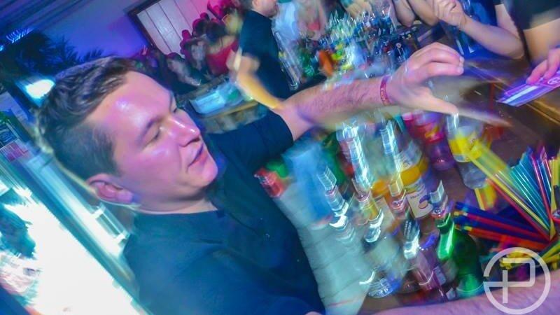 Gleich bei der Eröffnung platzte die neue Diskothek Peggy P. aus allen Nähten. Gleich bei der Eröffnung platzte die neue Diskothek Peggy P. aus allen Nähten.