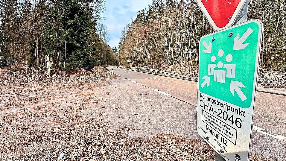 Einer der Rettungstreffpunkte befindet sich am Parkplatz Glaserwiese an der Panoramastraße. Einer der Rettungstreffpunkte befindet sich am Parkplatz Glaserwiese an der Panoramastraße.