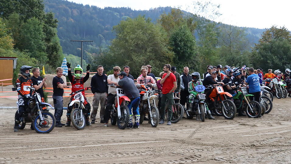 Am Samstag wurde die sechste Auflage des Schwarzacher Mofa-Cross-Rennens ausgetragen.&nbsp;