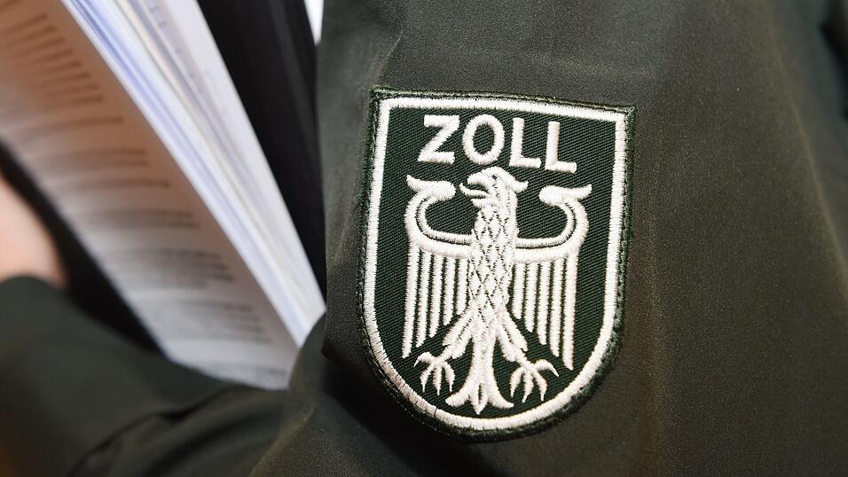 Verbrauchern wird dringend davon abgeraten, Potenzmittel im Internet zu bestellen. (Symbolbild)