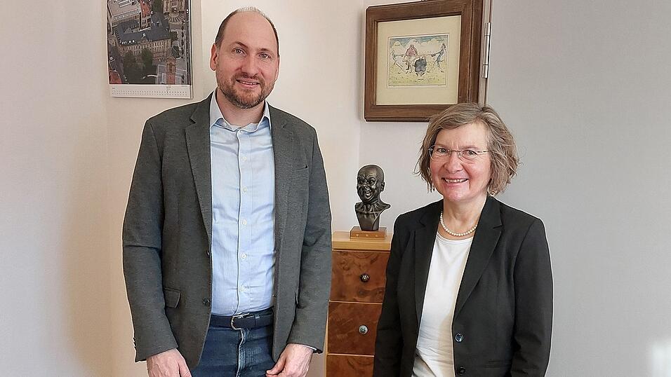 Dr. Martin Stenzel freut sich auf die Zusammenarbeit mit der Leitenden Oberstaatsanw&auml;ltin Eva Nistler.
