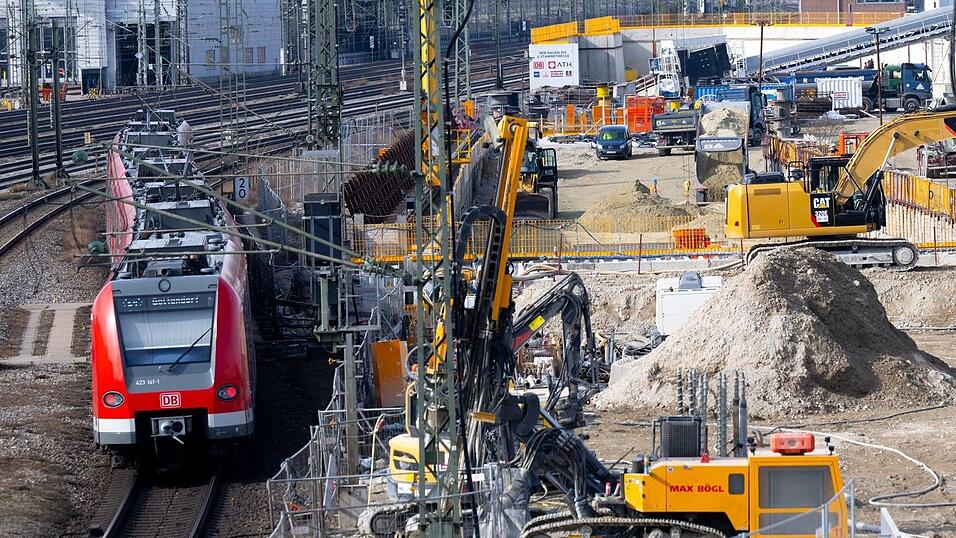 Nach derzeitiger Planung der Bahn sollen bis 2037 die ersten S-Bahnen über die zweite Stammstrecke fahren.