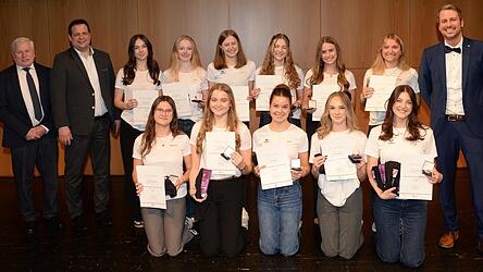 Medaillen in Gold gab es f&uuml;r beide Erfolgsmannschaften des SSC