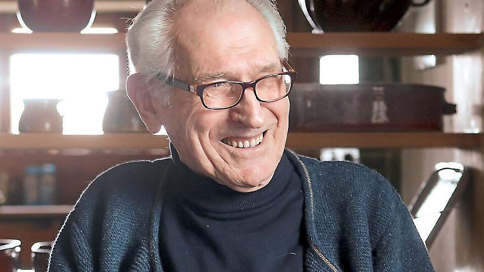 Walter Heufelder hat sich seine Tatkraft und seine Leidenschaft f&uuml;r die Keramik auch mit 95 Jahren noch bewahrt.
