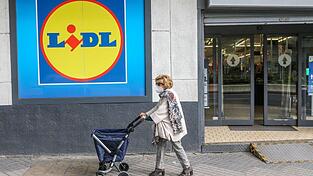 Nun kündigt auch der Discounter Lidl an, dass er keine russischen Produkte mehr verkaufen will.