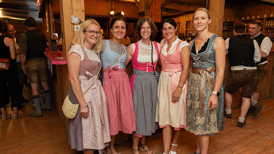 Die Partybilder vom Sonntag, 11. August 2024, aus dem Festzelt Weckmann. Die Partybilder vom Sonntag, 11. August 2024, aus dem Festzelt Weckmann.