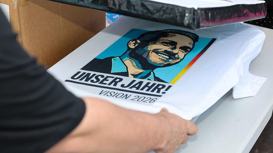Ulrich Siegmunds (AfD) Konterfei findet sich inzwischen auf T-Shirts. (Archivbild)