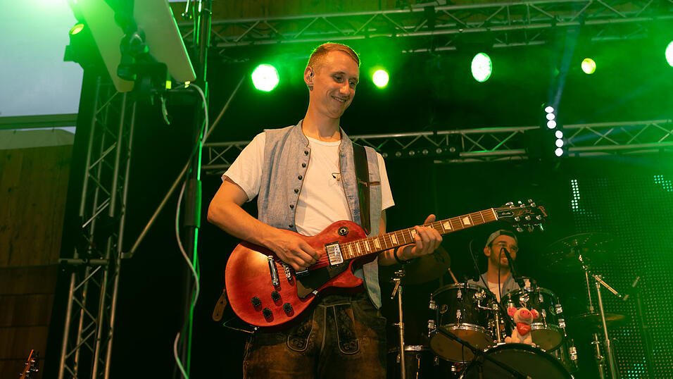 Die Partybilder vom Montag, 19. August, aus dem Festzelt Weckmann. Die Partybilder vom Montag, 19. August, aus dem Festzelt Weckmann.