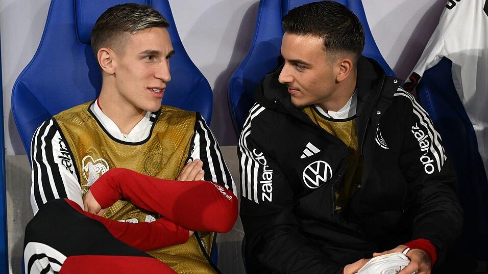 Nico Schlotterbeck (l.) soll bestmöglich am Montag wieder spielen können. Nico Schlotterbeck (l.) soll bestmöglich am Montag wieder spielen können.