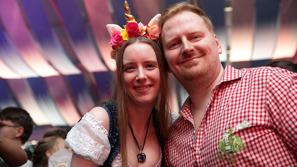 Die Partybilder vom Freitag, 8. August, aus dem Festzelt Wenisch. Die Partybilder vom Freitag, 8. August, aus dem Festzelt Wenisch.