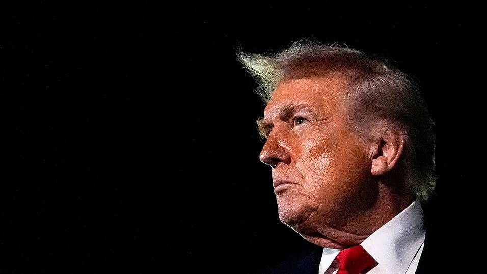 Zu seinen Zielen im Iran äußert er sich bislang nur vage: US-Präsident Donald Trump. (Archivbild) Zu seinen Zielen im Iran äußert er sich bislang nur vage: US-Präsident Donald Trump. (Archivbild)