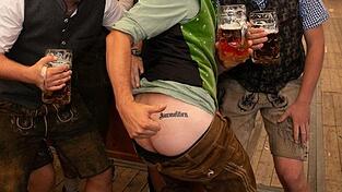 Wenn man dieses Jahr im Volksfest unterwegs ist kann es durchaus passieren, dass man einem der beiden über den Weg läuft.