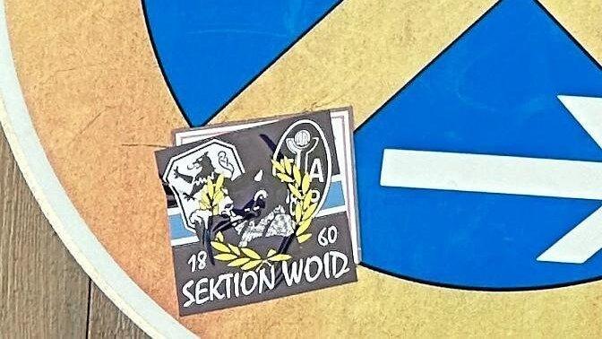 Anscheinend sind in Furth Fu&szlig;ball-Fans ...