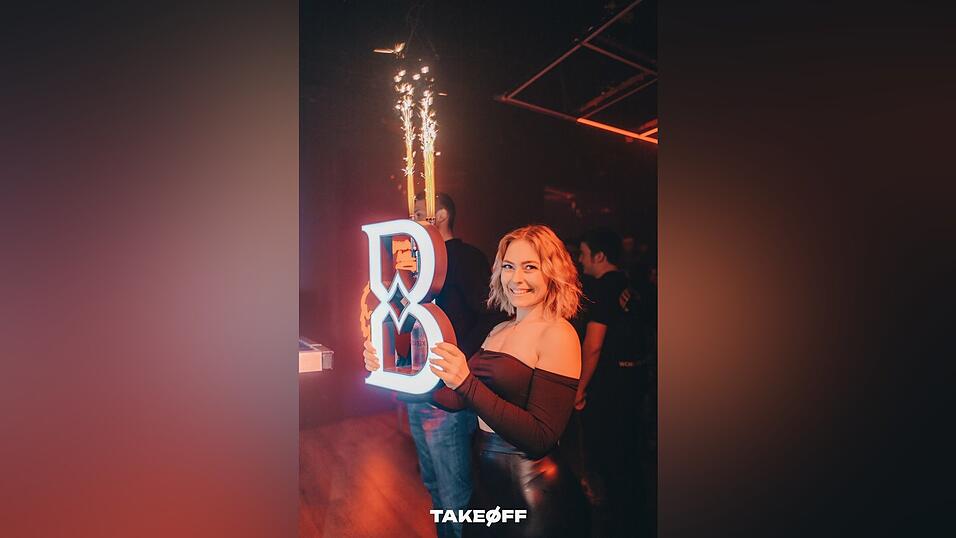 So wurde im Club Takeoff in Straubing am Wochenende gefeiert. So wurde im Club Takeoff in Straubing am Wochenende gefeiert.