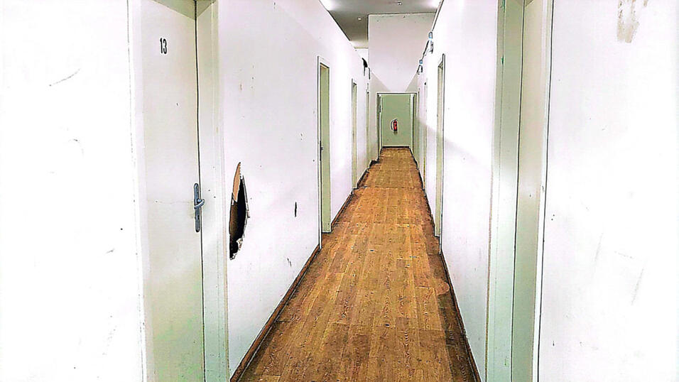 Das Loch in der Wand. Das Loch in der Wand.