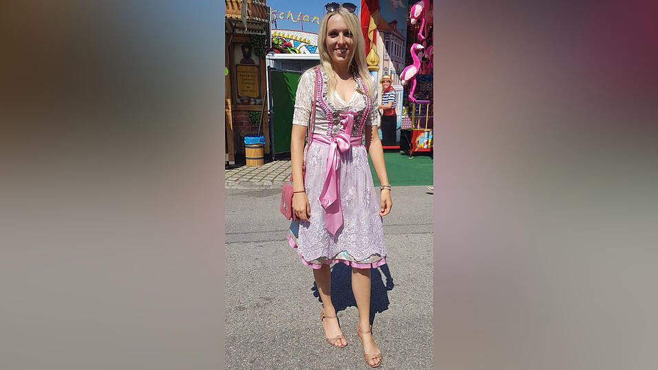 Romantisch, verspielt, mit viel Spitze. Julia Richter aus der N&auml;he von Ingolstadt d&uuml;rfte sich im Outfit des Tages vom Freitag f&uuml;hlen, wie eine Prinzessin.