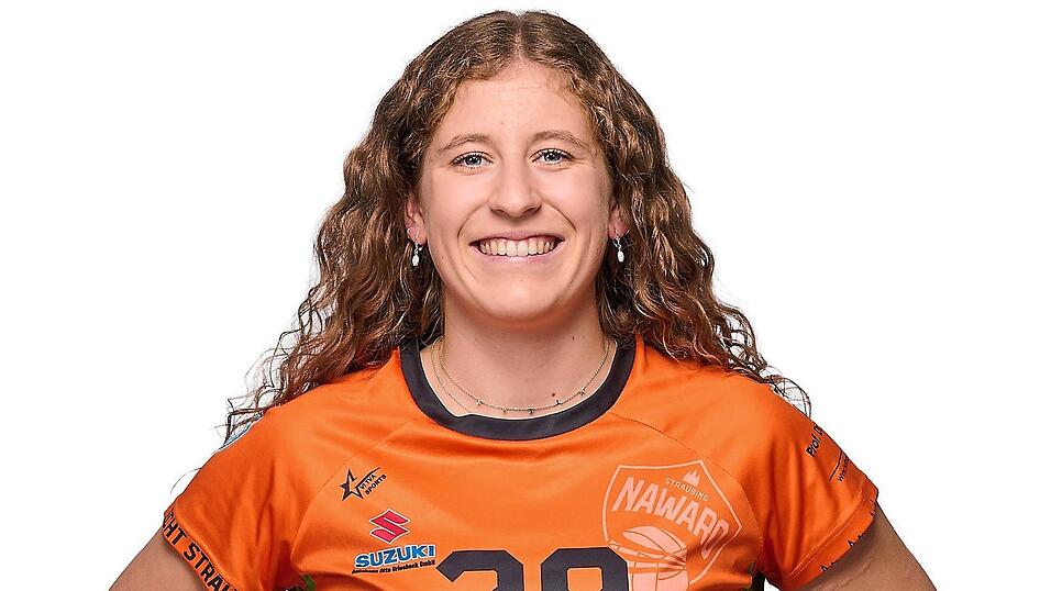 Sie liebt Volleyball, findet beim H&ouml;ren klassischer Musik ihren Ausgleich und zieht es in ihrer Freizeit gerne in die Berge - Annika Helf ist auch abseits des Spielfelds vielseitig unterwegs.