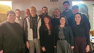 Die Kandidaten der Falkensteiner Liste sprachen im Gasthof zur Post &uuml;ber ihre Vorstellungen und Ziele f&uuml;r die Marktgemeinde. Voran amtierende B&uuml;rgermeisterin Heike Fries (Mitte).