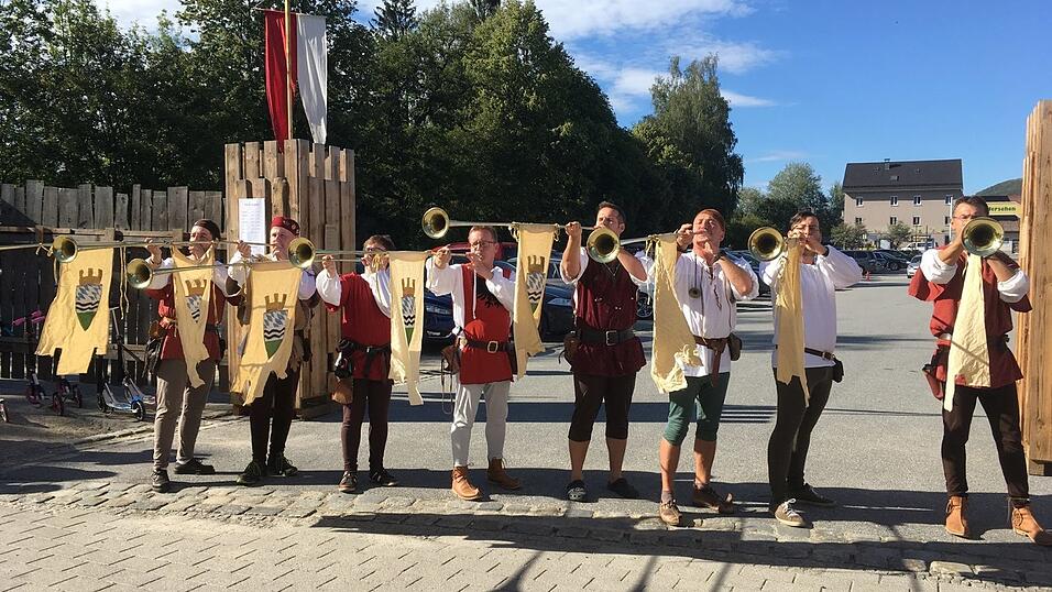 Eindrücke von der Langen Nacht des Spielmannszuges 'Grenzfähnlein'. Eindrücke von der Langen Nacht des Spielmannszuges 'Grenzfähnlein'.