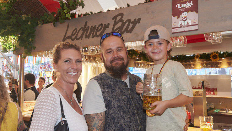 Die Partybilder vom Montag, 18. August, aus dem Festzelt Lechner. Die Partybilder vom Montag, 18. August, aus dem Festzelt Lechner.