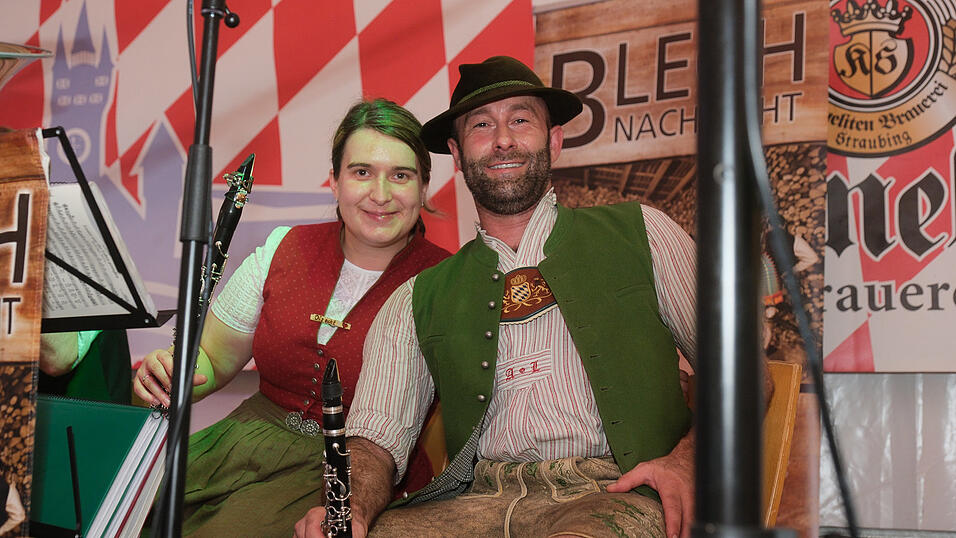 Die Partybilder vom Mittwoch, 16. August 2023, aus dem Festzelt Greindl. Die Partybilder vom Mittwoch, 16. August 2023, aus dem Festzelt Greindl.