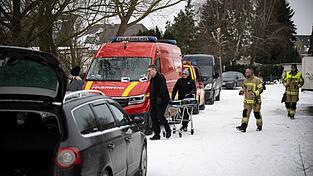 Bei der Suche nach einem Eisbader haben Einsatzkräfte nicht nur einen toten Mann gefunden, sondern auch eine Kamera. Bei der Suche nach einem Eisbader haben Einsatzkräfte nicht nur einen toten Mann gefunden, sondern auch eine Kamera.