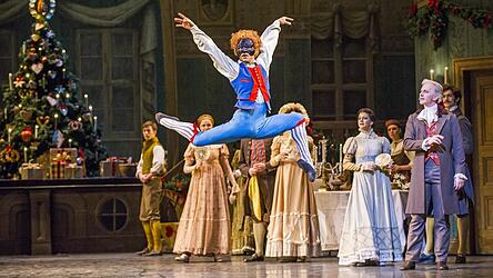 Auch das Stück „Der Nussknacker“ in der Inszenierung des Royal Ballet aus London ist im Viechtacher Kino zu sehen. Auch das Stück „Der Nussknacker“ in der Inszenierung des Royal Ballet aus London ist im Viechtacher Kino zu sehen.
