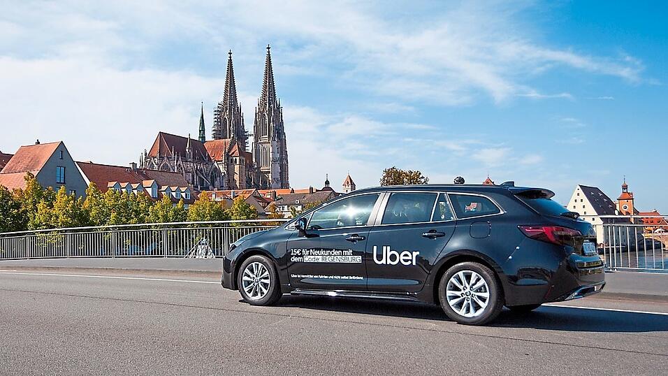 Ab sofort k&ouml;nnen Fahrten in Regensburg in der Uber-App gebucht werden.