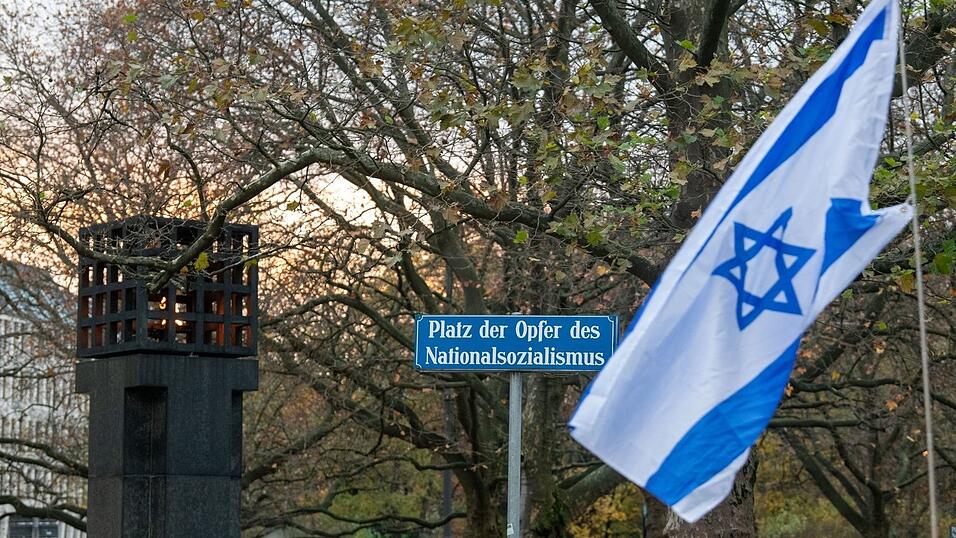 Am Platz der Opfer des Nationalsozialismus soll ein interaktives Denkmal errichtet werden. (Archivbild) Am Platz der Opfer des Nationalsozialismus soll ein interaktives Denkmal errichtet werden. (Archivbild)