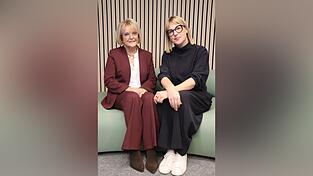 Stabwechsel beim Verein Haus für das Leben: Auf Dr. Regine Langer-Huber folgt Elisabeth Gruber (r.). Stabwechsel beim Verein Haus für das Leben: Auf Dr. Regine Langer-Huber folgt Elisabeth Gruber (r.).