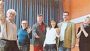 Die Gratwanderer: Autor Kurt Schürzinger (v.l.), Regisseur Peter Glotz, Professor Henning Schulze, Eva Ohrner-Bauersachs, Claus Kuhn und Herlinde Weinfurtner-Zitzelsberger sind Mittwoch ab 19.30 Uhr im Bürgerspital zu sehen.
