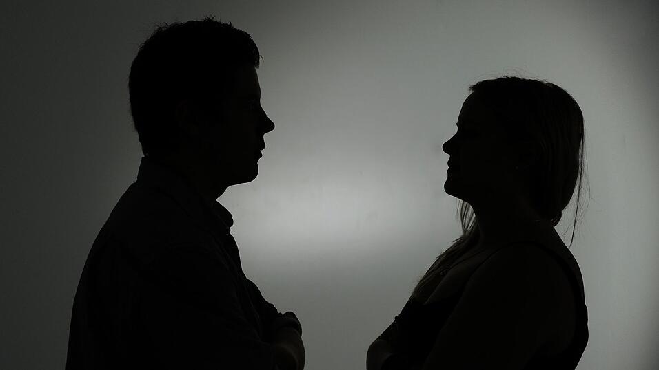 Laut einer neuen YouGov-Umfrage nehmen viele Deutsche den Umgangston heute rauer wahr als vor f&uuml;nf Jahren. (Symbolbild)