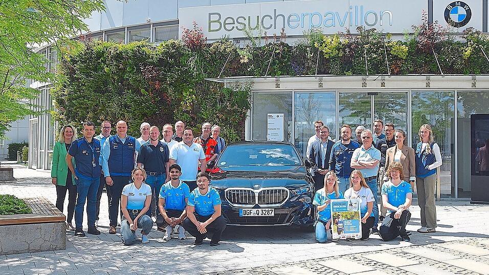 Die Vorbereitung laufen bereits: Am Montag trafen sich Organisatoren und Vertreter der Sponsoren sowie von Polizei, Feuerwehr, BRK sowie „Azubi läuft“ -Teilnehmer, wo die diesjährigen Rahmenbedingungen des Sportevents vorgestellt wurden. Die Vorbereitung laufen bereits: Am Montag trafen sich Organisatoren und Vertreter der Sponsoren sowie von Polizei, Feuerwehr, BRK sowie „Azubi läuft“ -Teilnehmer, wo die diesjährigen Rahmenbedingungen des Sportevents vorgestellt wurden.