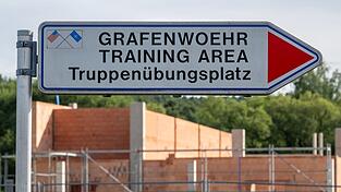 Auf dem Truppenübungsplatz gibt es Ende Juni Übungen, die deutlich hörbar sind - auch nachts. (Archivbild)