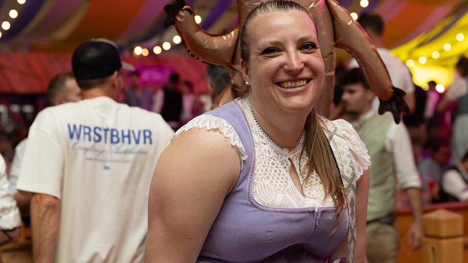 Die Partybilder vom Samstag, 8. August, aus dem Festzelt Reisinger. Die Partybilder vom Samstag, 8. August, aus dem Festzelt Reisinger.